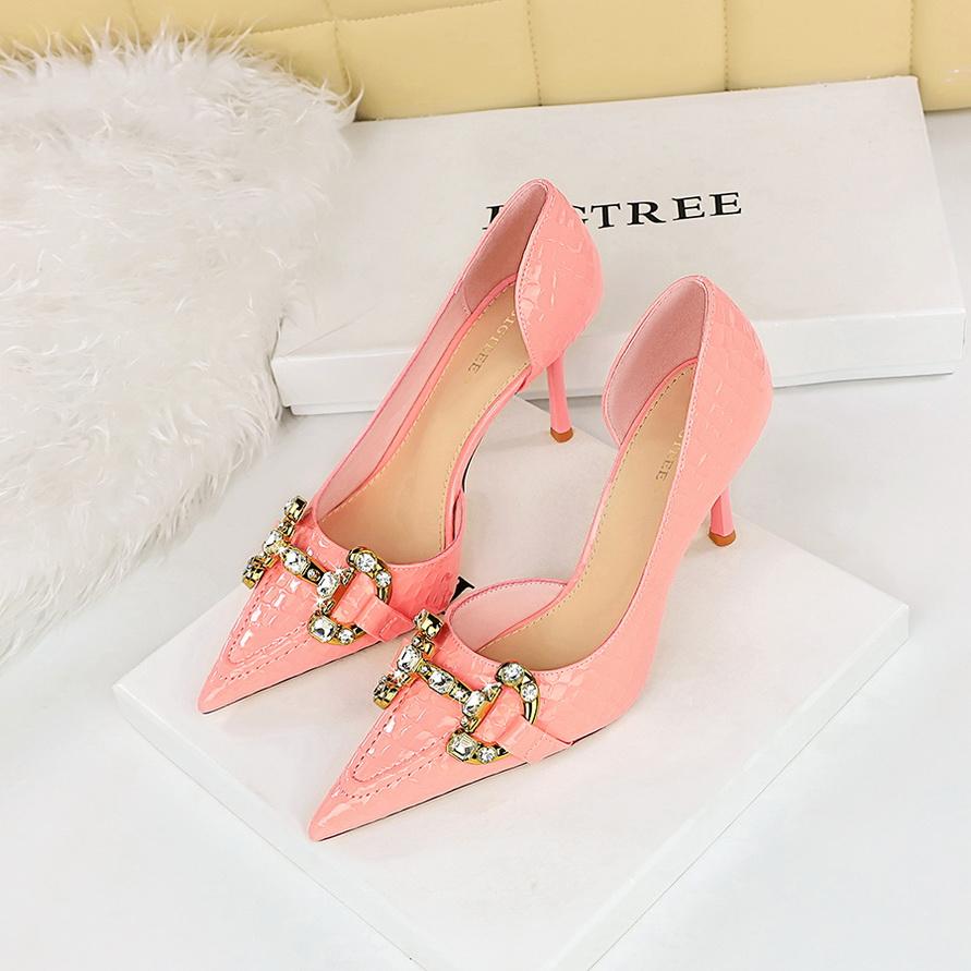 Women's Banquet High Heels Slim Heels High Heels Shallow Mouth Pointed Side Hollow Metal Water Diamond Buckle Single Shoes