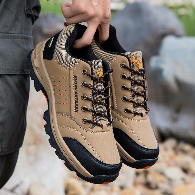 Autumn and Winter Large Size Low-top Mountaineering Men's Shoes Outdoor Sports Hiking Shoes Velvet Platform Casual Travel Shoes Men