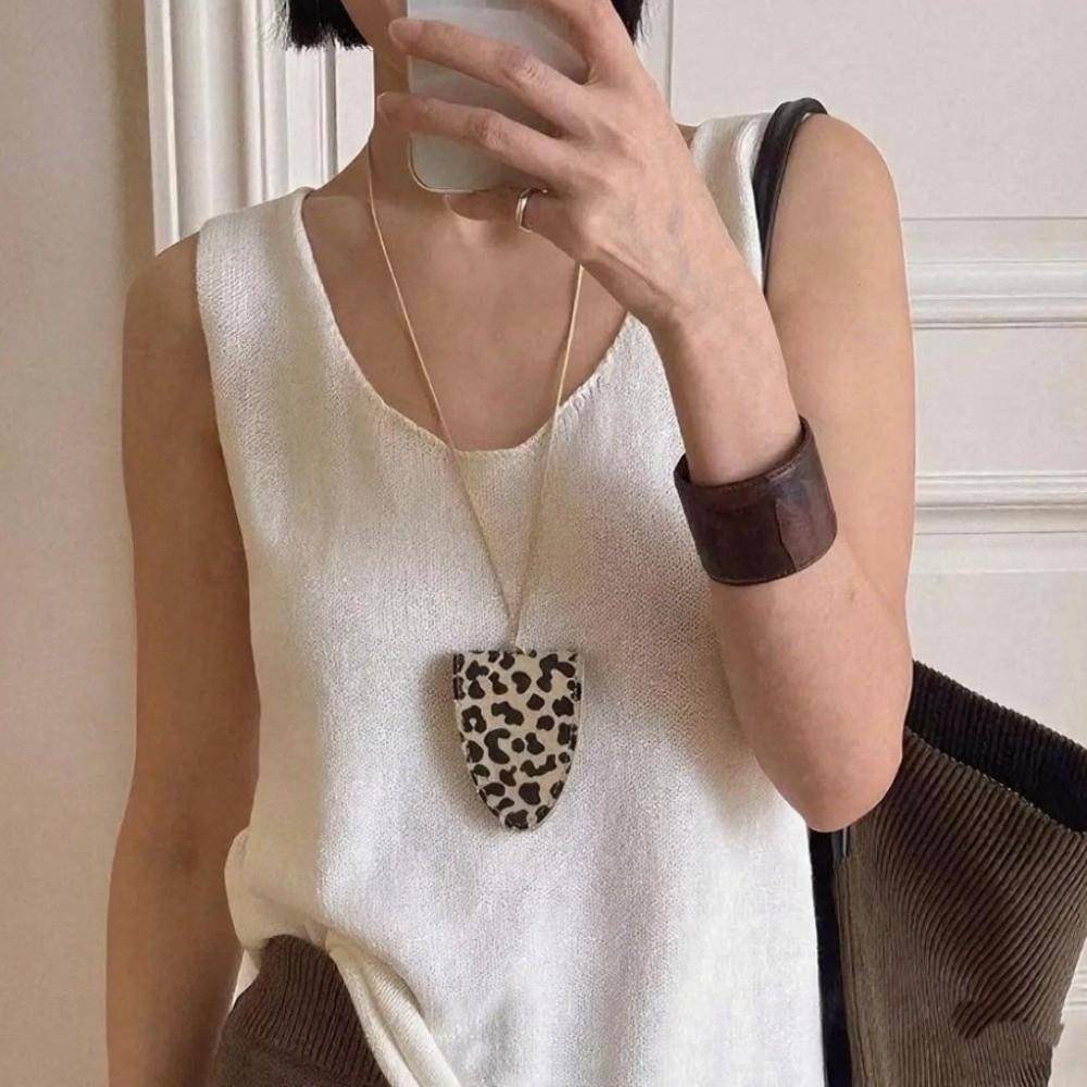 Leopard Print Eyeglasses Storage Bag Durable Pu Leather Hanging Neck Pouch Multifunctional Simple Design Eyeglass Chain Necklace