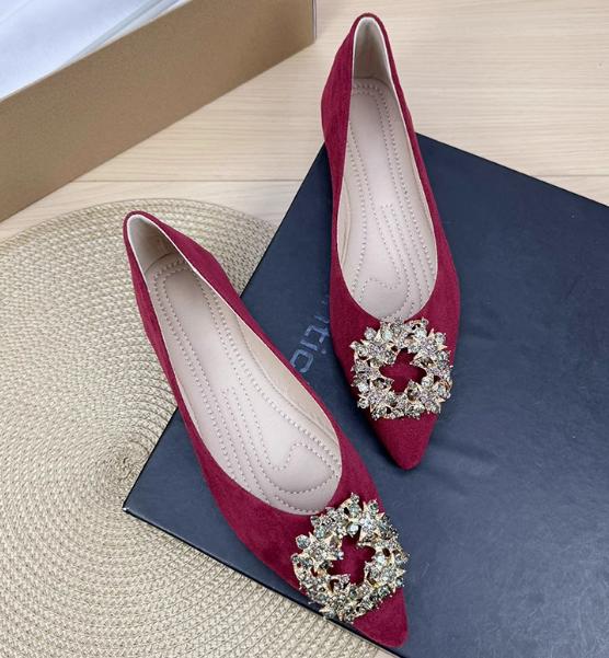 Women Luxury Pearl Crystal Buckle Flock Flats Pointed Toe Dough Shoes Spongy Insole For Tender Feet Comfortable Walking Slip-On