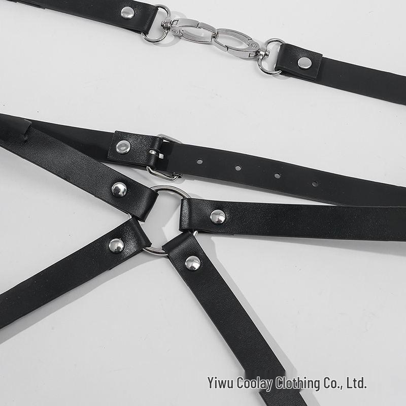 Set de constrângere din piele: Colanți, Cătușe, Guler, Mască de ochi - Perfect pentru ținută de club de noapte.