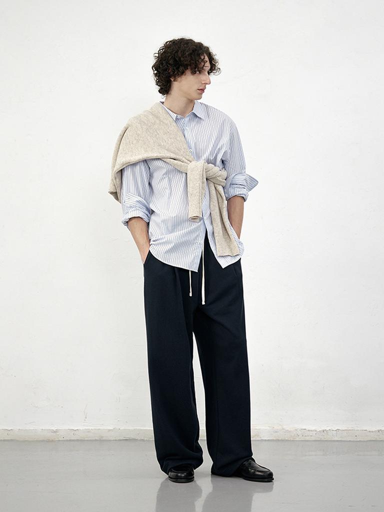 Deonseuteupomaen Leather Logo Wide Sweat Pants_Unisex_Udpa6A102_French Navy