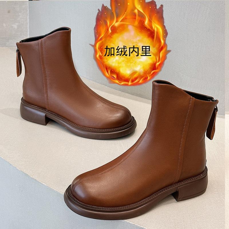 

Short boots women s low tube round head British style small man thin women s boots autumn and winter new leather flat boots 41