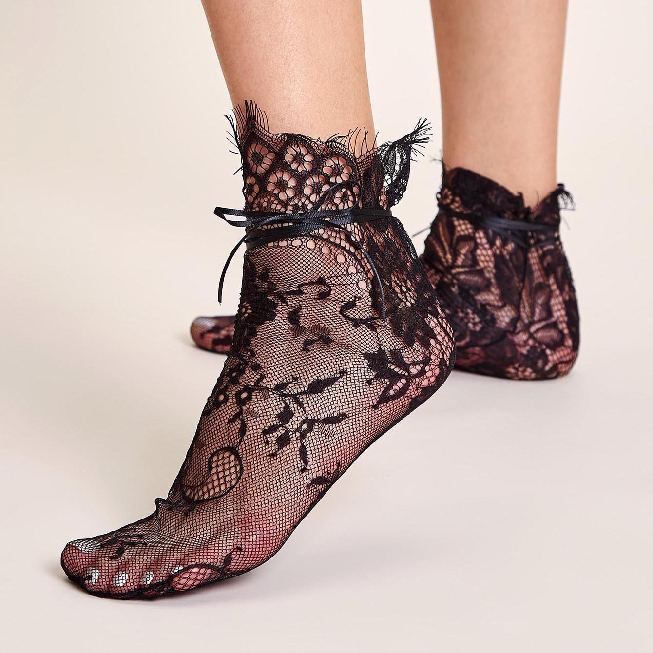 

Женские черные кружевные чулки полые прозрачные кружевные чулки носки из чистого хлопка японский флис лоскутное шитье цвет принцесса носки One Size