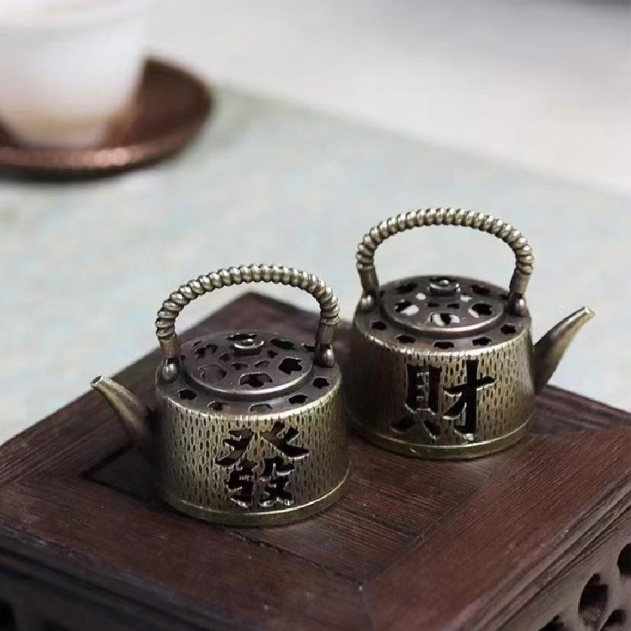 Mini Wealth Tea Pot, Small Incense Burner, Alloy Incense Burner, Small Xiangyun Incense Burner, Indoor Decoration