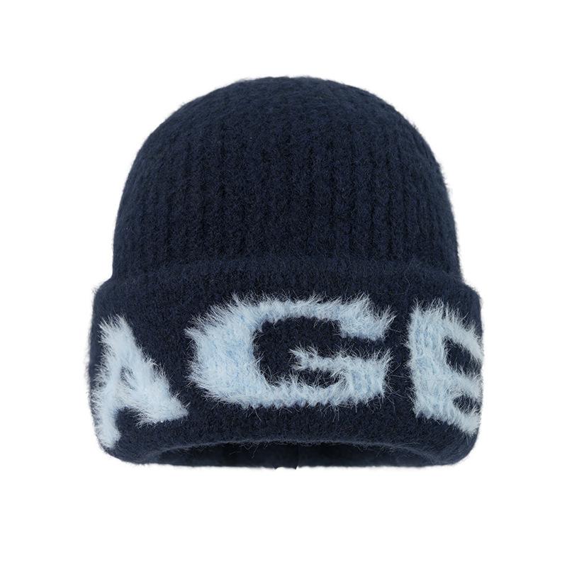 

Autumn wool hat creative new jacquard letter knitted hat loose head hat women s autumn and winter face small cold hat Темно-синій