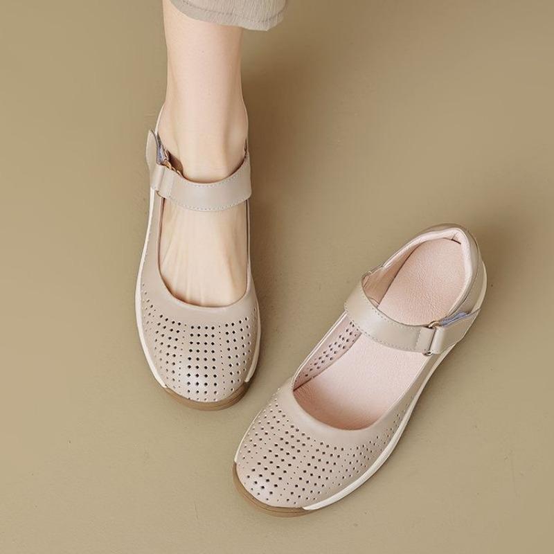 Retro wedge heel Velcro mother shoes women's autumn new hollow breathable women's shoes simple women's sandals