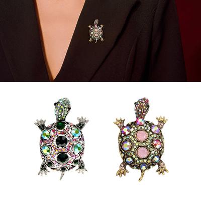 Elegant Turtle Brooches with Rhinestones Unique Turtle Pin Unisex Pins Alloy Texture Suitable for Fashionable Outfits