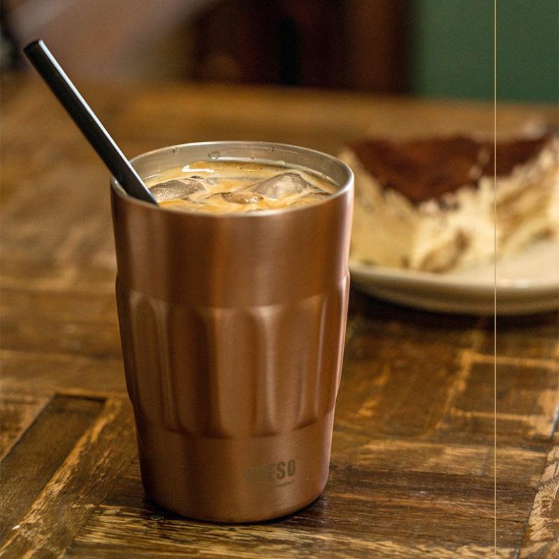 TYESO Isolierbecher im Retro-Stil, Edelstahl, isoliert, mit verstecktem Griff, ideal für Auto und Büro.