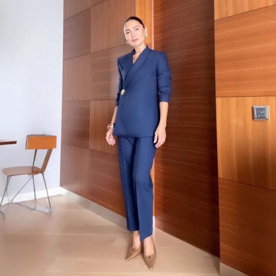 

Женский повседневный костюм-двойка Осень 2025: Модный топ с круглым вырезом и брюки для поездок на работу L темно-синий
