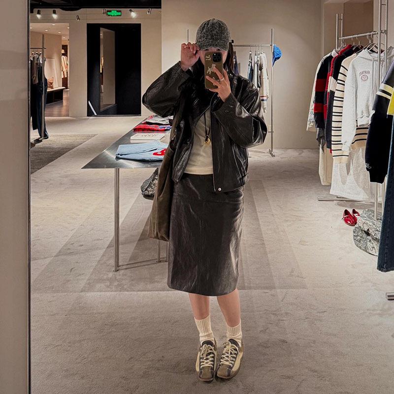 2025 New Lace-up Color Matching German Training Shoes Women's Niche Design Leather Versatile Casual Shoes Retro Round Head Flat Shoes