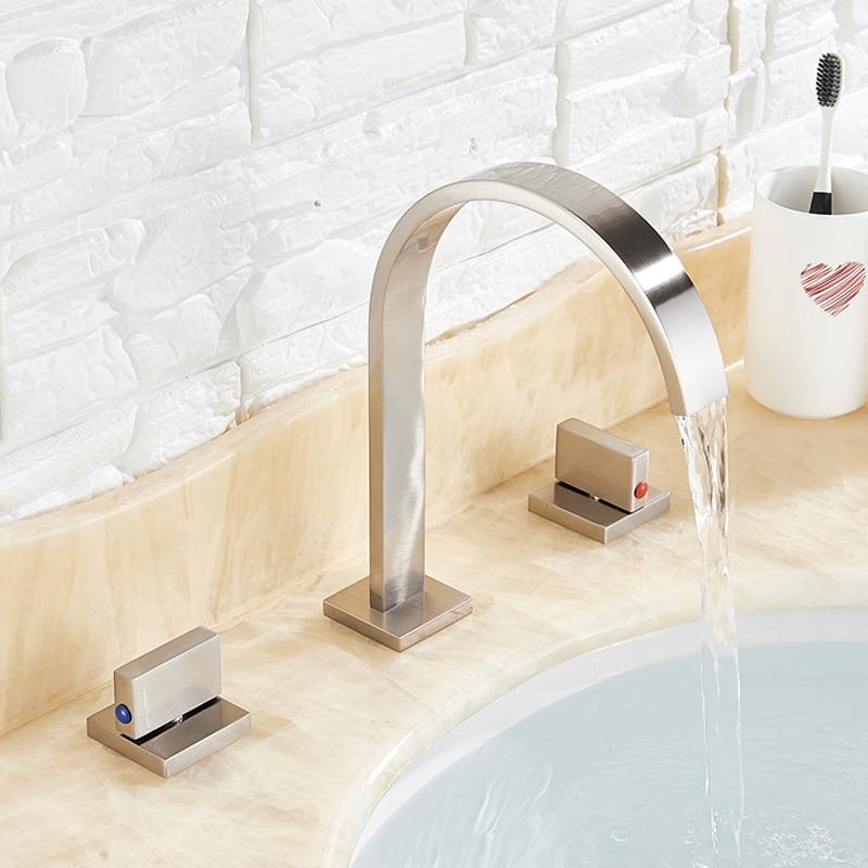 Basin Type Faucet Brass Polished Black deck installation Square Bathroom Sink Faucet Three Hole Dual Handle Cold and Hot Faucet