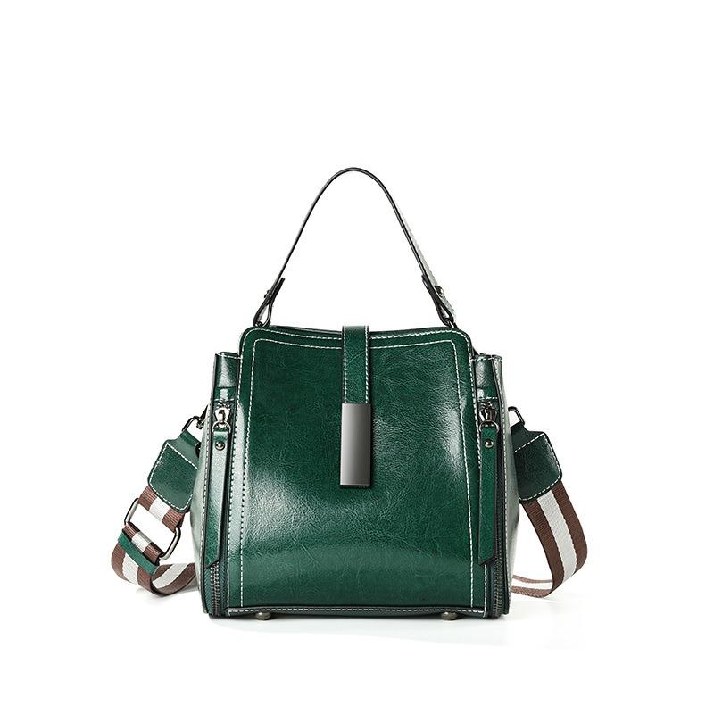 

Leather women s bag crossbody large capacity women s simple shoulder bag versatile niche high-end new women s handbag