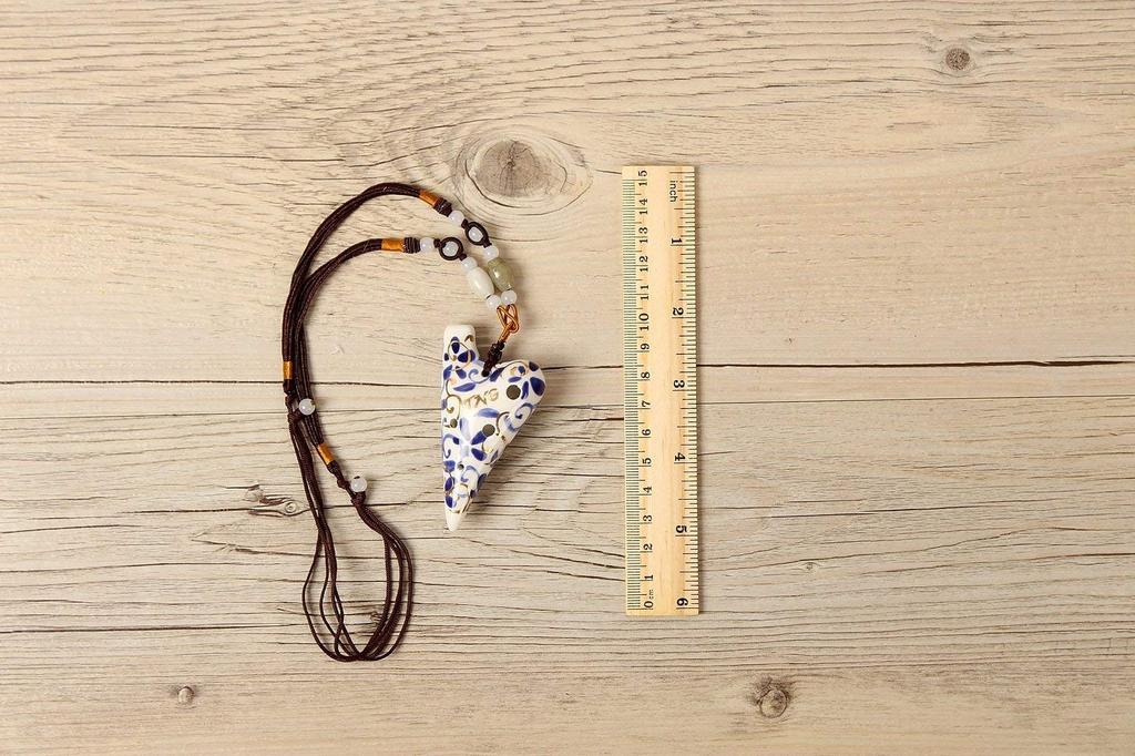 TNG Mini Ocarina 6 Holes Gun Luxury Necklace Single F Key Ocarina Wind Instrument Blue Flower Porcelain [Pendant / / Type]