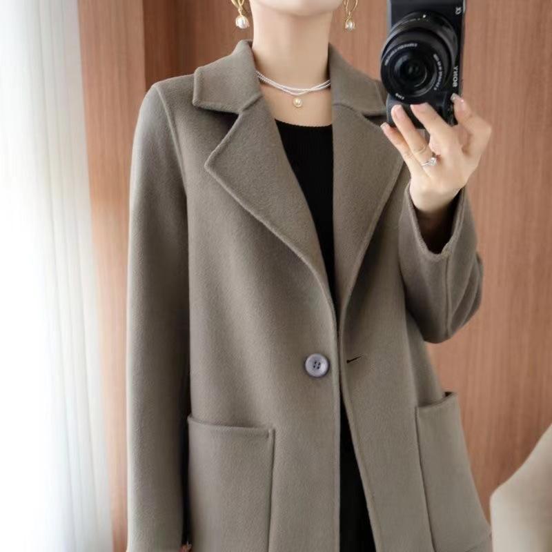 Women's Woolen Cashmere Coat Autumn and Winter Mid-length Woolen Woolen Casual Style Coat