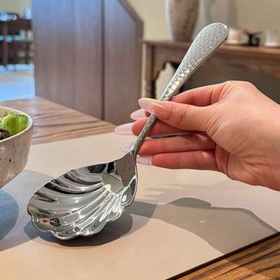 Mestolo Manico a Martello-Grana Design a Forma di Conchiglia Finitura a Specchio Lucida Cucchiaio da Zuppa Stoviglie da Cucina