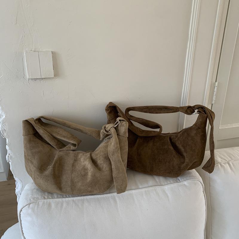 2025 Korean Suede Crescent Dumpling Shoulder Bag – Versatile, Solid Color Casual Crossbody