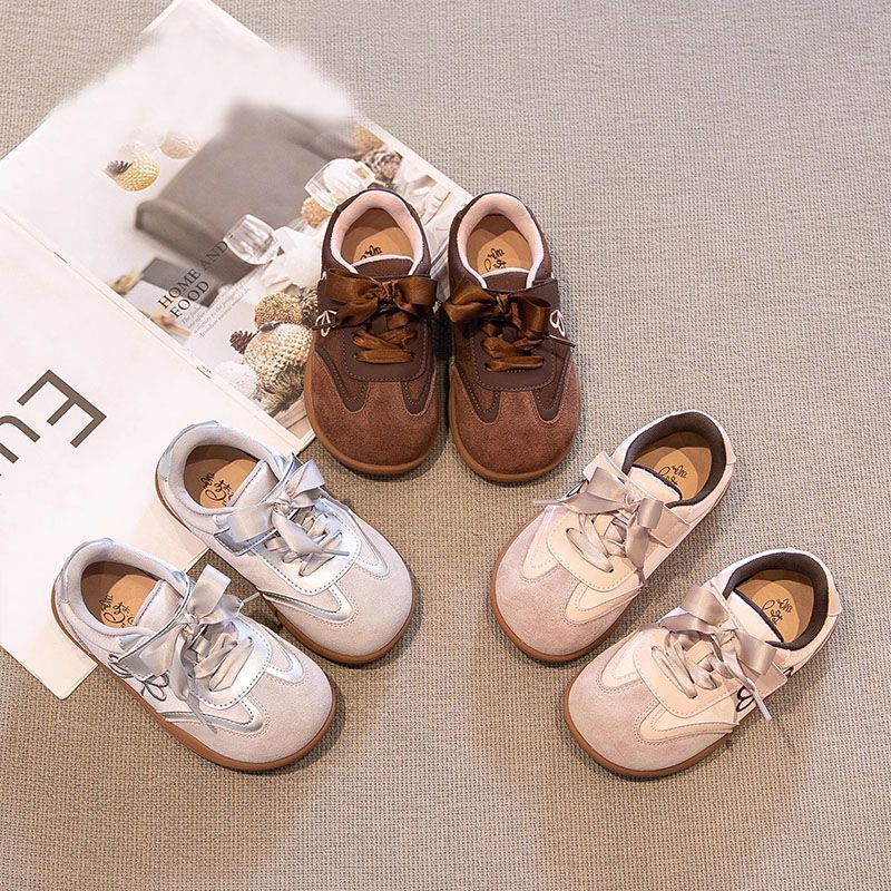 Girls' moral training shoes Spring and Autumn 2025 new children's shoes Autumn sports shoes Board shoes Girls' casual new Chinese style