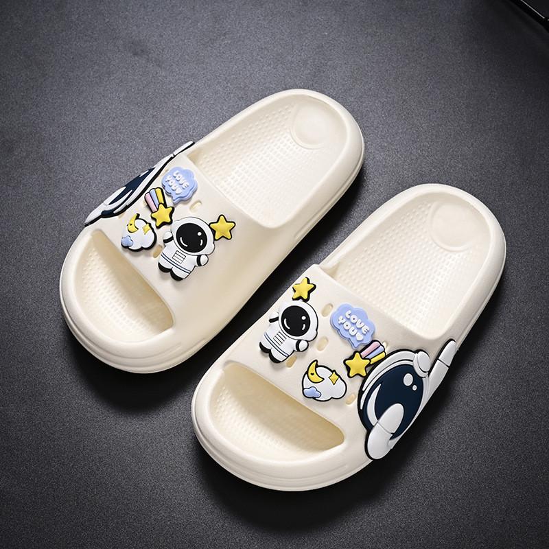 Weiche und bequeme Kinder-Sommerpantoffeln für Jungen und Mädchen, perfekt für zu Hause und den Außenbereich