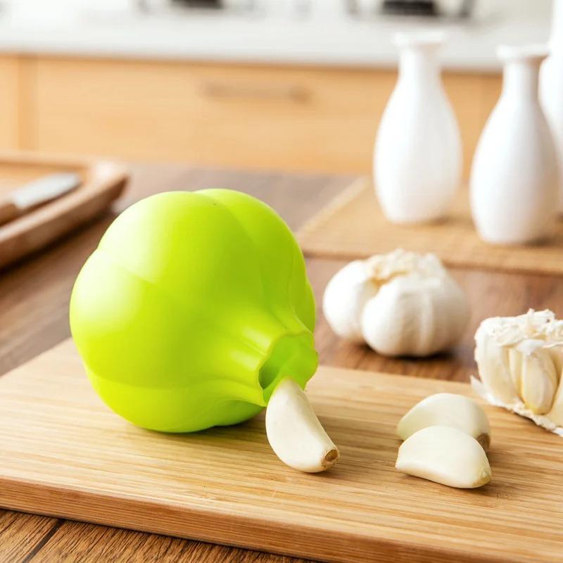 Magic Silicone Garlic Peeler Peel Useful Garlic Peeler Machine  Garlic Stripper Peeling Cooking Vegetable Gadgets D0013