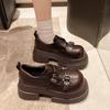 Slipper Damen 2025 Herbst neu super angesagt Retro kleiner Mann dicke Sohle Höhe Pendeln Mode kleine Lederschuhe Damenschuhe
