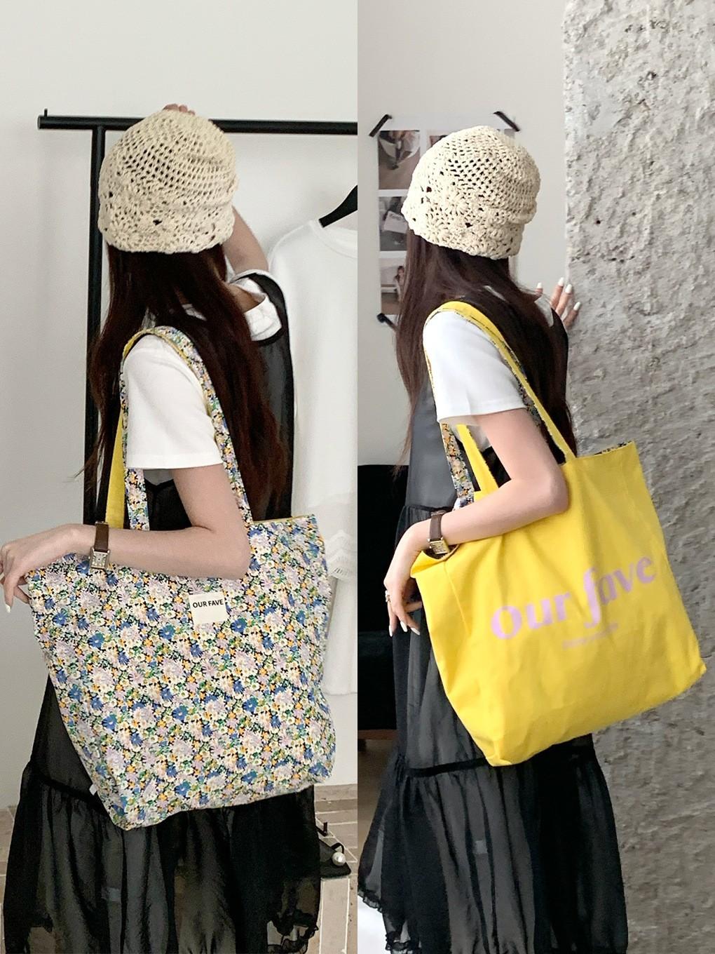 

Retro Floral Double-sided Women s Shoulder Bags Large Capacity Letter Print Female Handbag Summer Travel Girls Tote Shopping Bag жовтий