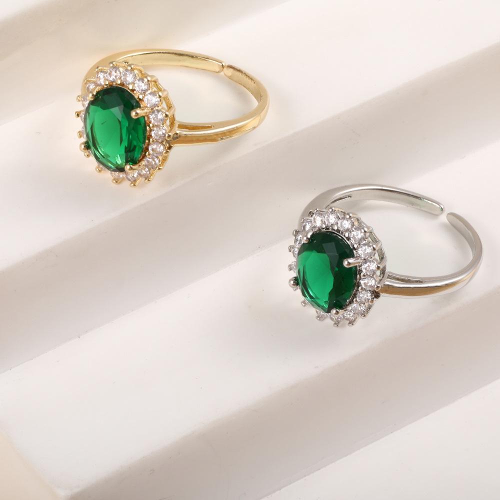 Emerald Zircon Adjustable Women's Ring - Classic Korean Fashion Style