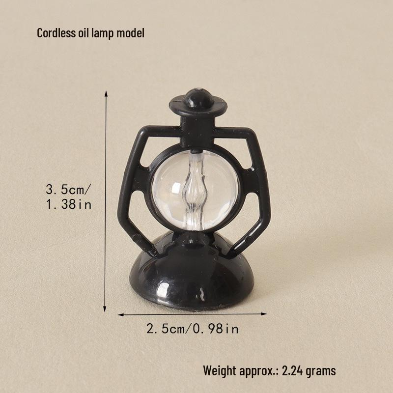 Retro Mini Kerosene Lamp Model for Dollhouse Christmas Decoration & Shooting Scene Prop.
