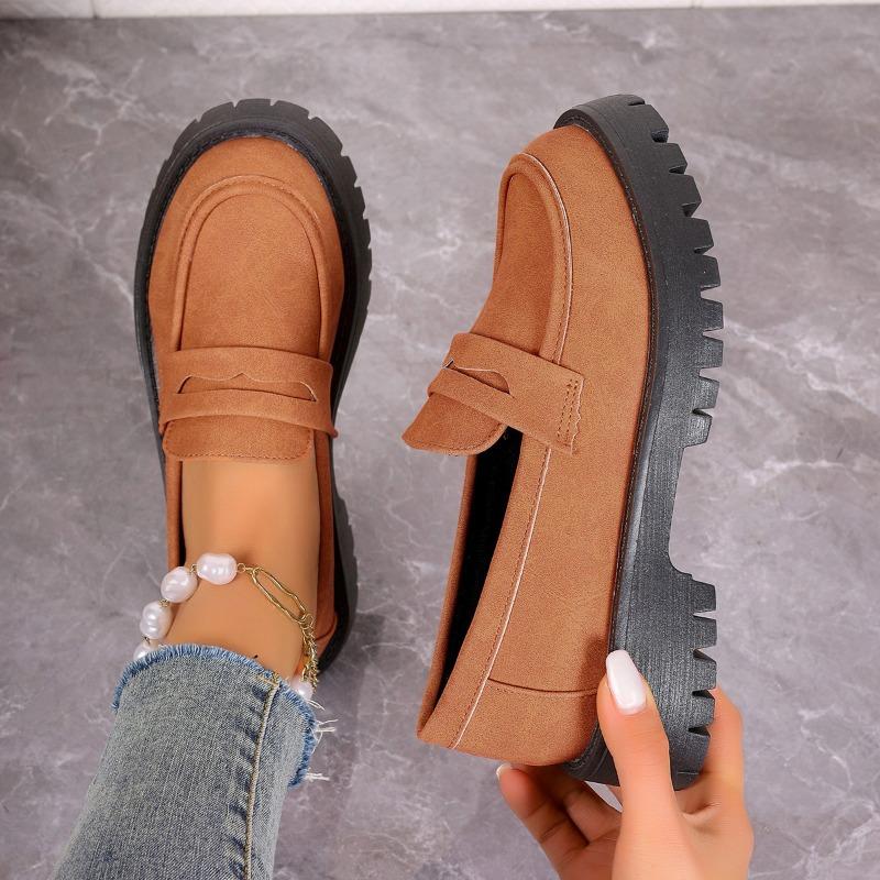 Spring and Autumn New Large Size Muffin Thick-soled Foot Casual Single Shoes Solid Color Fashion Lazy Shoes