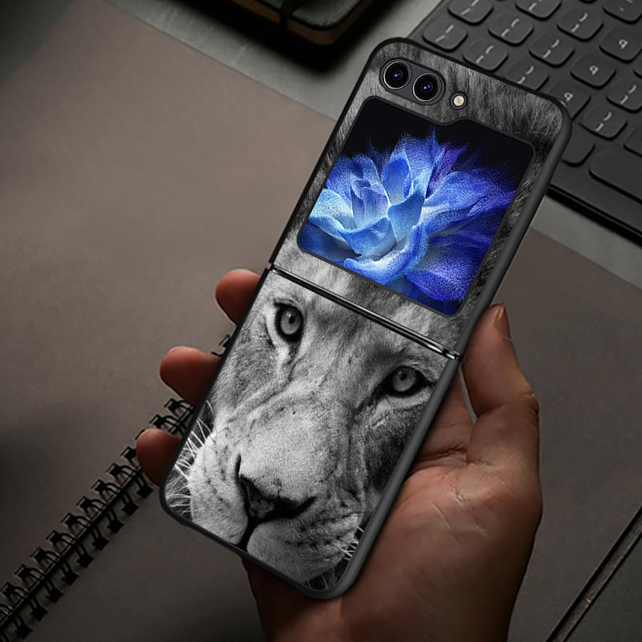 

Крутой чехол Лев для Samsung Galaxy Z Flip 7 6 5 4 3 Flip4 Flip7 FE Flip6 Flip3 Flip5 Задняя крышка телефона Funda Galaxy Z Flip7 FE