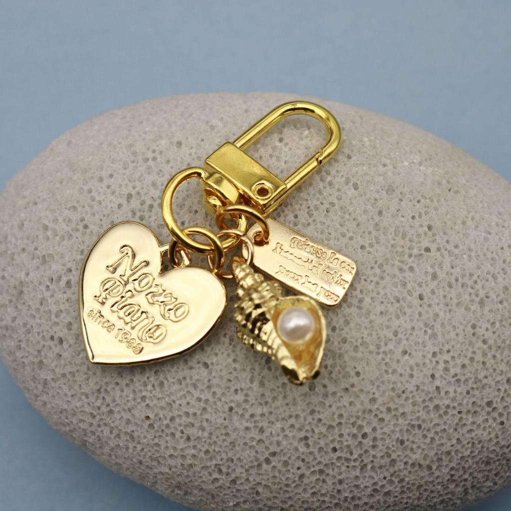 Metal Shell Keychain – Cute Bag Charms & Creative Small Gift Ideas