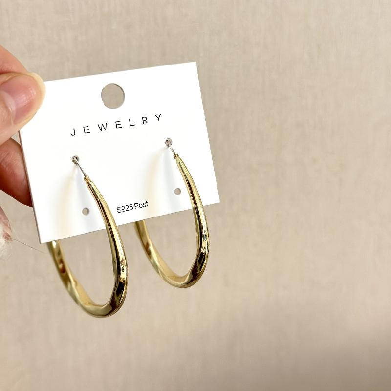 

Trendy Earrings Hoop Uneven Striped Hiphop Rock Style Unusual Loop Earrings For Girls Daily Jewelry Gift A1