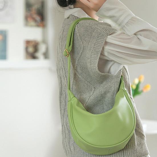 Women Messenger Bag Solid Clor Large Capacity Adjustable Shoulder Strap Crescent Bag Zipper Closure Crossbody Bag