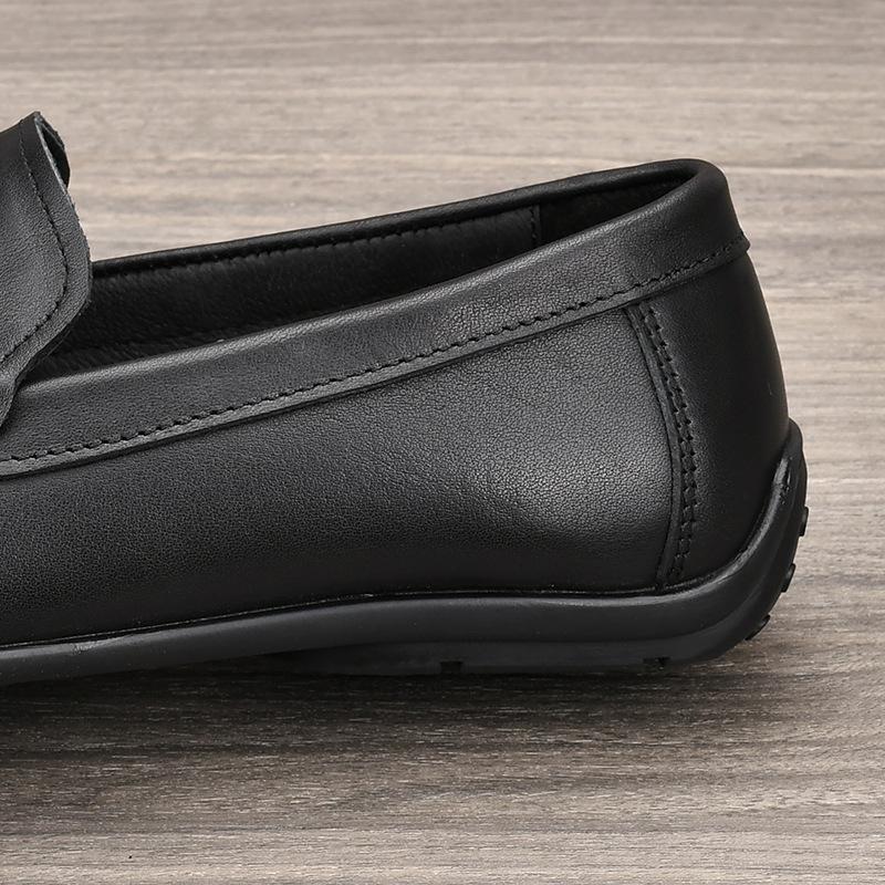 Genuine Leather Loafers Men Design Moccasin Fashion Slip On Soft Flat Casual Men Shoes Adult Male Footwear Handmade Boat Shoes