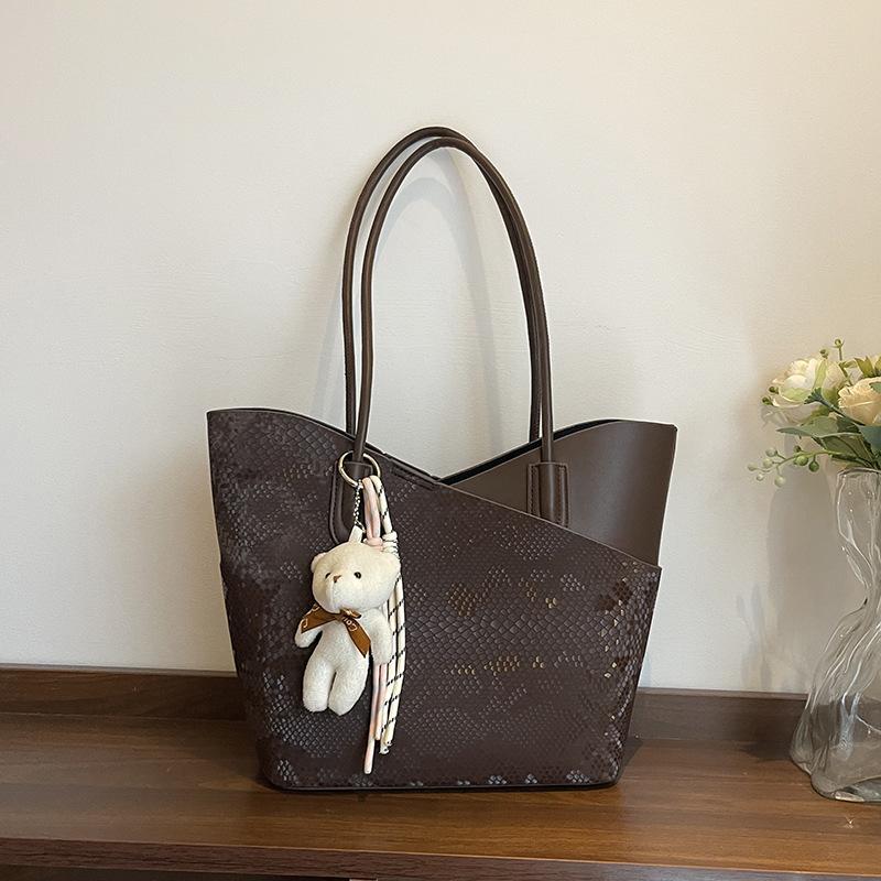 Big bag women's new fashion shoulder summer sequin bag large capacity class commuter tote bag