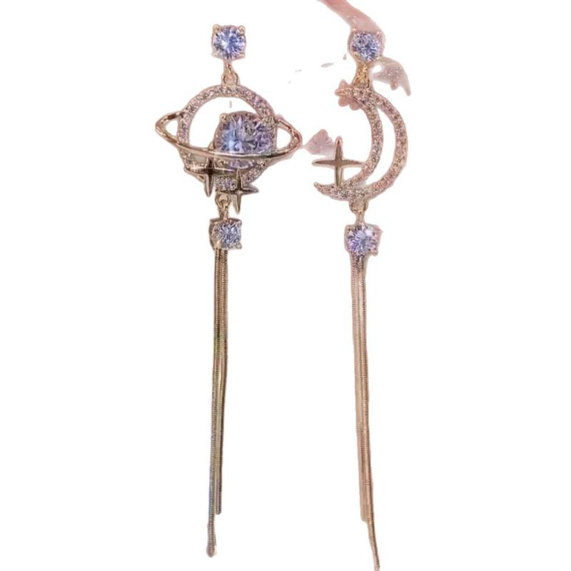 Orecchini alla moda asimmetrici con pianeta e luna e nappe, nuovo stile, orecchini lunghi con temperamento, orecchini di lusso leggero