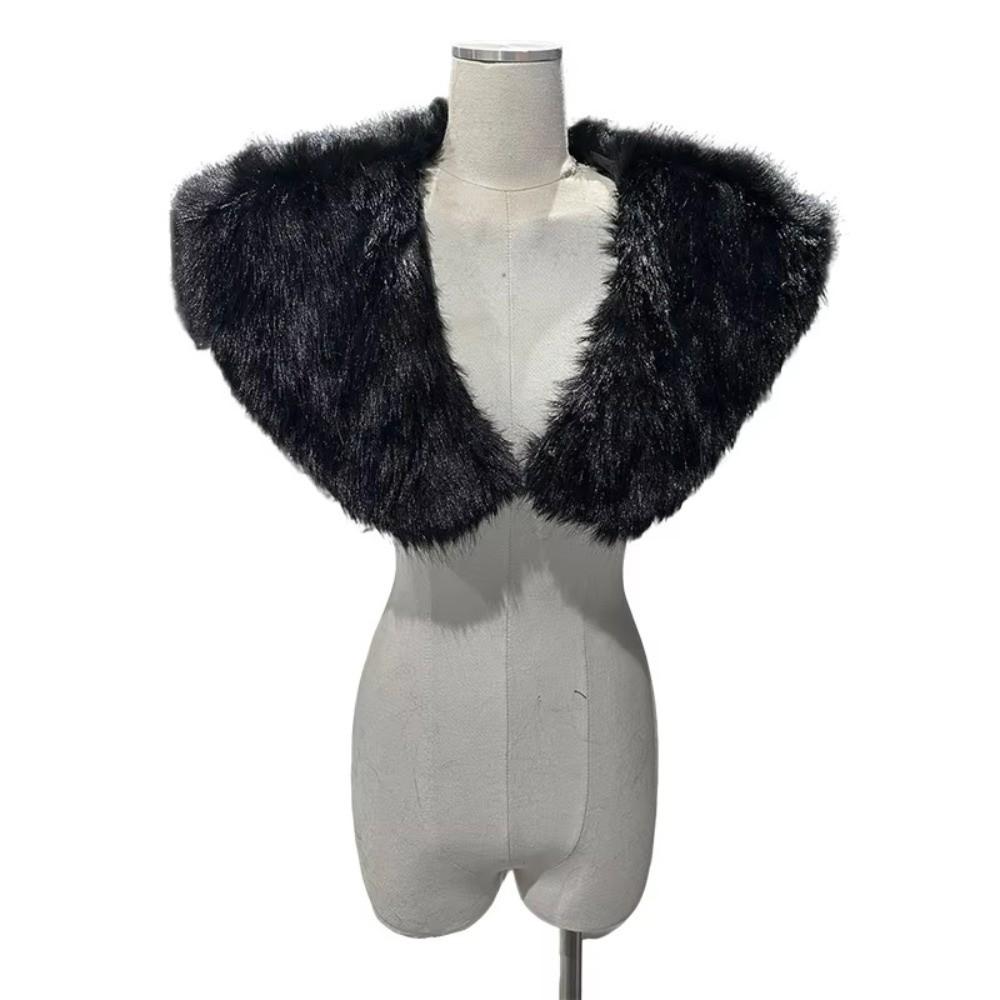 Pirate Design Medieval Viking Cape Hunter Style Faux Fur Cloak Retro Warrior Cloak