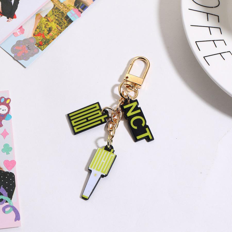 BTS & Blackpink K-Pop Lightstick Keychain Charm