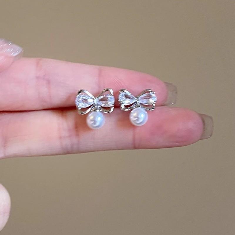 Korean Style S925 Silver Pearl Stud Earrings for Women - Simple, Elegant, and High-End
