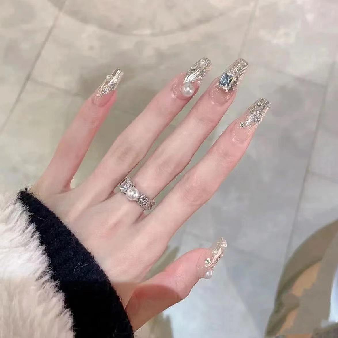 

Handmade Bling Nail Art Stickers - Removable and Stylish Wearable Nail Tips for Ladies