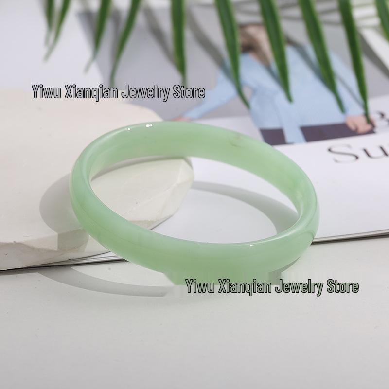 10mm Year of the Snake Wealth Jade Bracelet: Ice Green Floating Flower Design, Women's Ancient Style Xinjiang Imitation Tianshan Green.