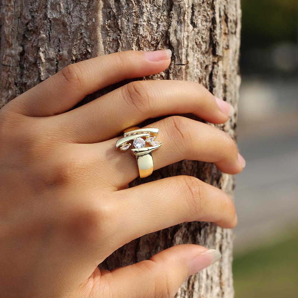 Luxury Gold Color Geometric Shape Women Rings Hiphop Party Stylish Female Finger Rings Dazzling CZ Lady's Fashion Jewelry