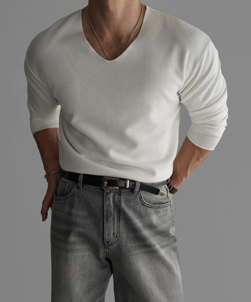 Baulopeulodeogteu V-Neck Basic Knit Tee [Ivory]
