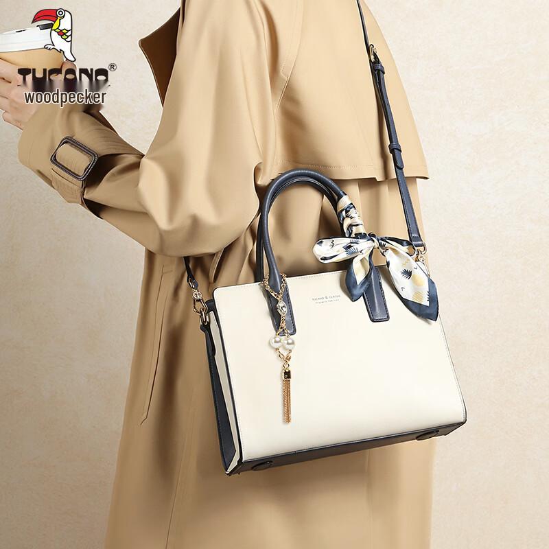 Tucano Damska torebka na ramię z prawdziwej skóry