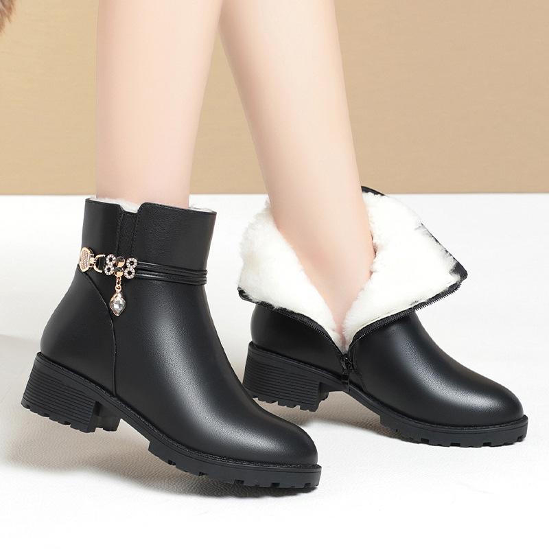 Coarse-heeled Short Boots Women's Velvet, Autumn and Winter Large Cotton Leather Shoes Soft Leather Mother Cotton Shoes  Elderly Thick-haired Boots