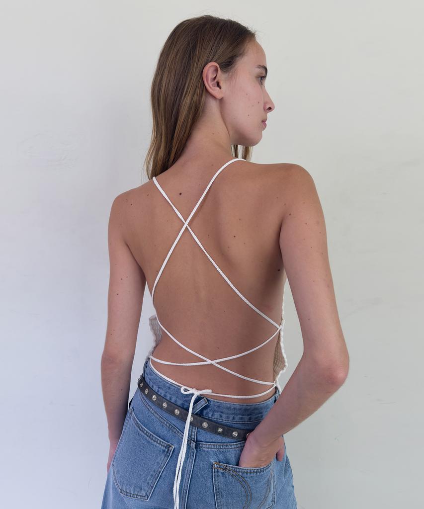 Daiaegeuneol Back Strap Crochet Knit Top (White)