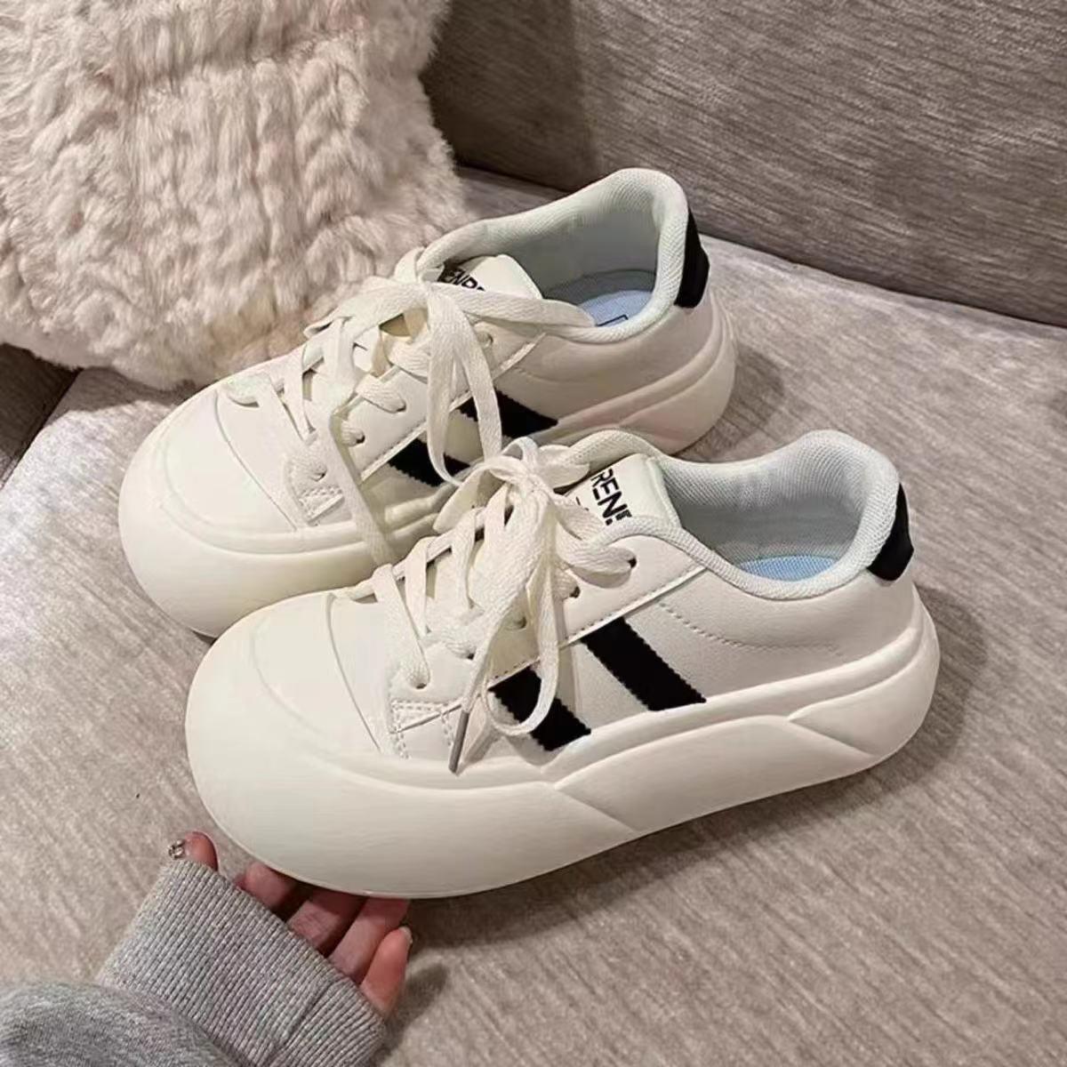 

Ретро универсальные туфли Tide Little White женские весенние и осенние новые туфли на платформе с большой головой туфли для хлеба обувь Board 35