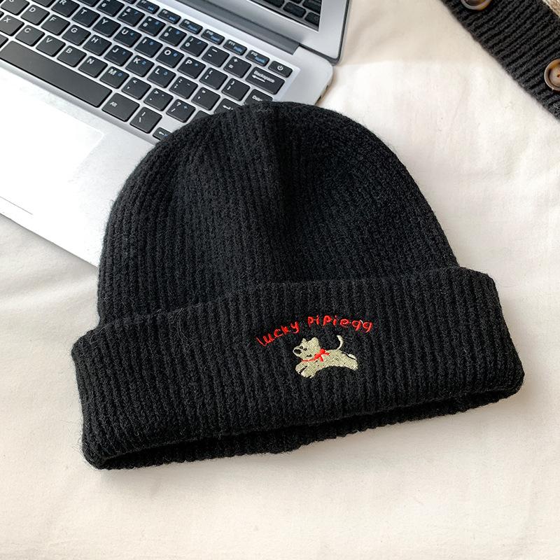 Cute puppy embroidered knitted wool hat women's 2025 new season face small versatile big head circumference hat