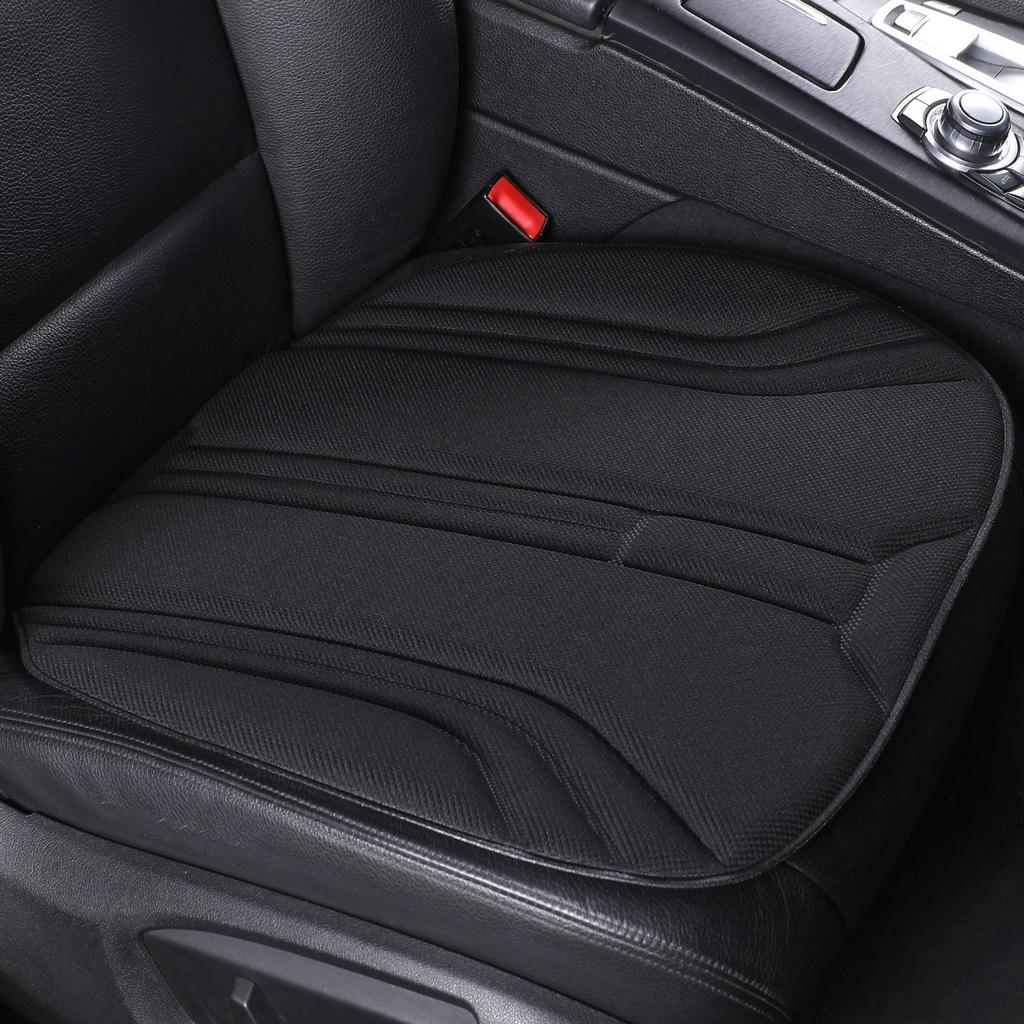 Three-Piece Seaweed Fiber Car Seat Cushion Set: Universal, Comfortable, Breathable, Non-Slip, All-Season Cover.