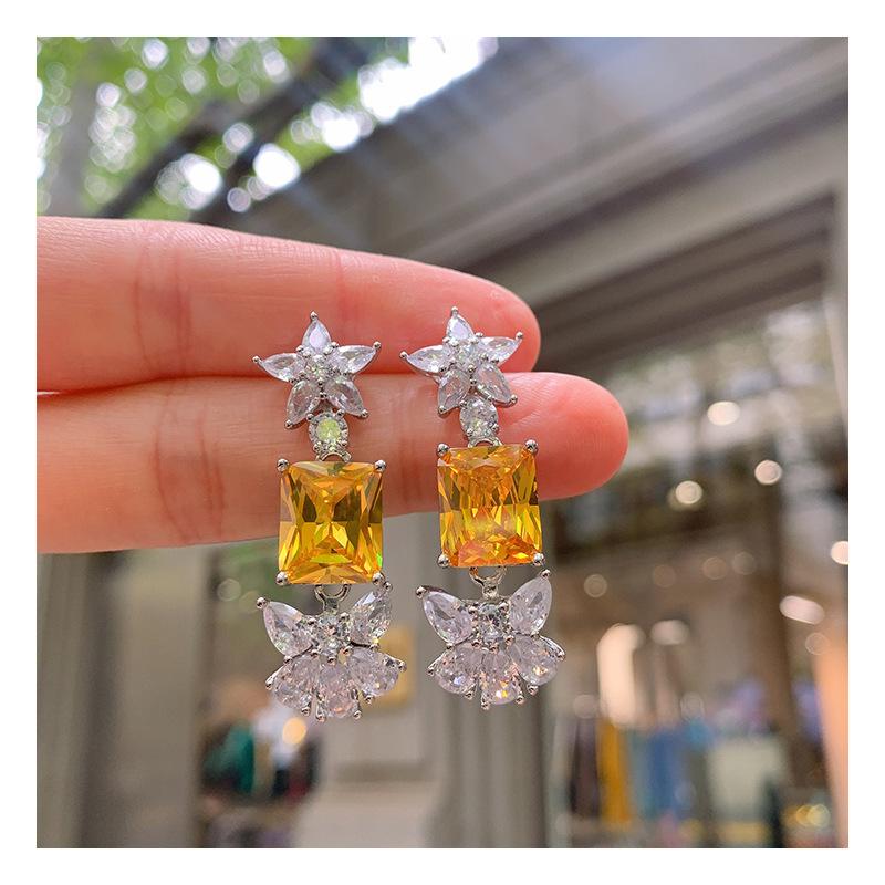 

Розовые бриллиантовые серьги с драгоценными камнями серьги-гвоздики имитация желтых бриллиантов преувеличенные серьги с гальваническим покрытием женская ювелирная мода